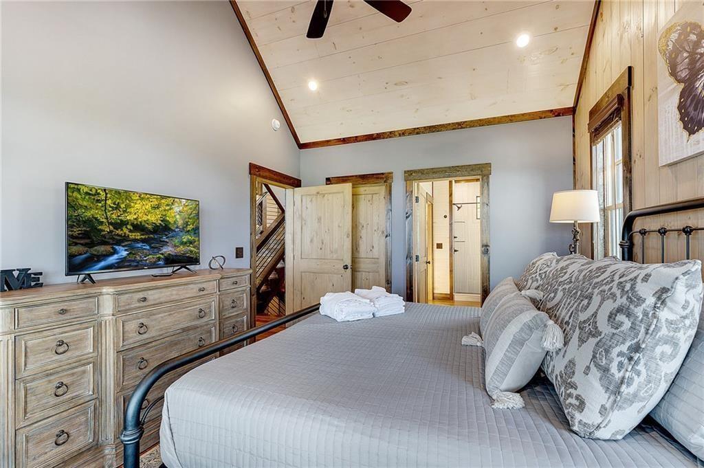 802 Overlook Drive Blue Ridge, GA 30513 - Photo 43 of 97