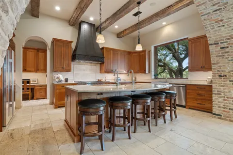$6,999,000 | 418 Cattle Trail Drive, Dripping Springs, TX 78620