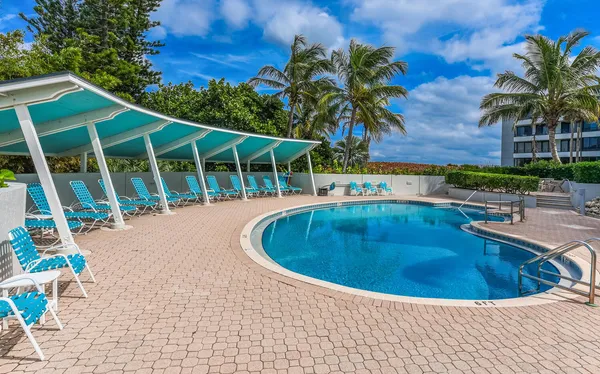 $299,500 | 1357 Northeast Ocean Boulevard, Unit 317, Jensen Beach, FL 34957