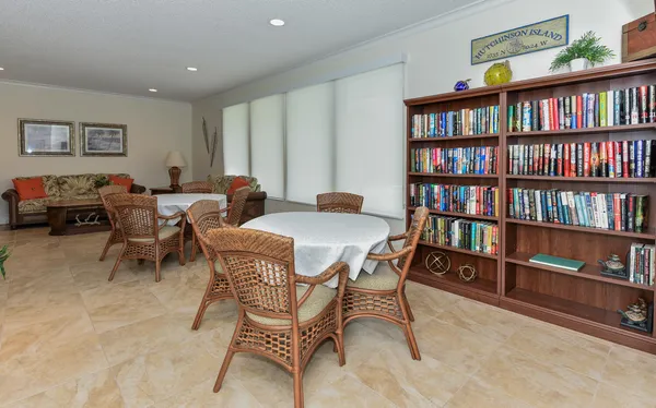 $299,500 | 1357 Northeast Ocean Boulevard, Unit 317, Jensen Beach, FL 34957