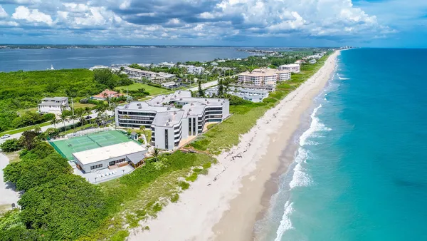 $299,500 | 1357 Northeast Ocean Boulevard, Unit 317, Jensen Beach, FL 34957