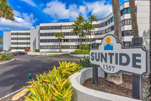 $299,500 | 1357 Northeast Ocean Boulevard, Unit 317, Jensen Beach, FL 34957