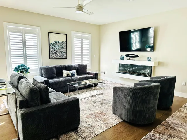 $699,900 | 1 Elise Avenue, Unit LOT 96, Londonderry, NH 03053