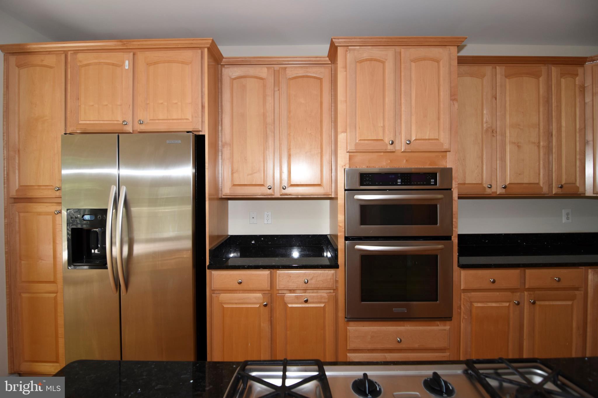 2839 Cornet Court Silver Spring, MD 20904 - Photo 4 of 23 Kitchen