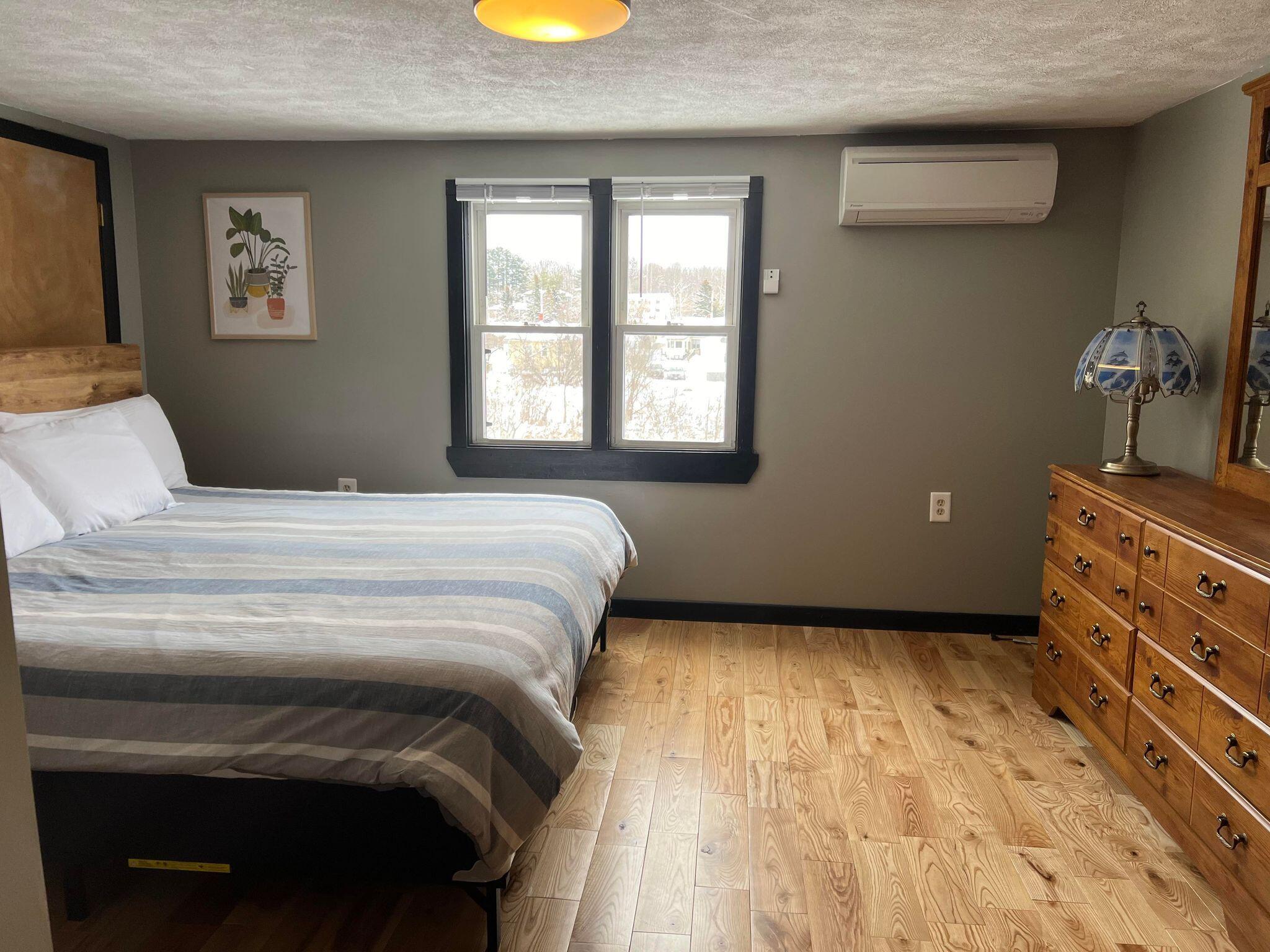 14 Perley Street Lewiston, ME 04240 - Photo 11 of 18 421458752_2672535412904701_5893143887161