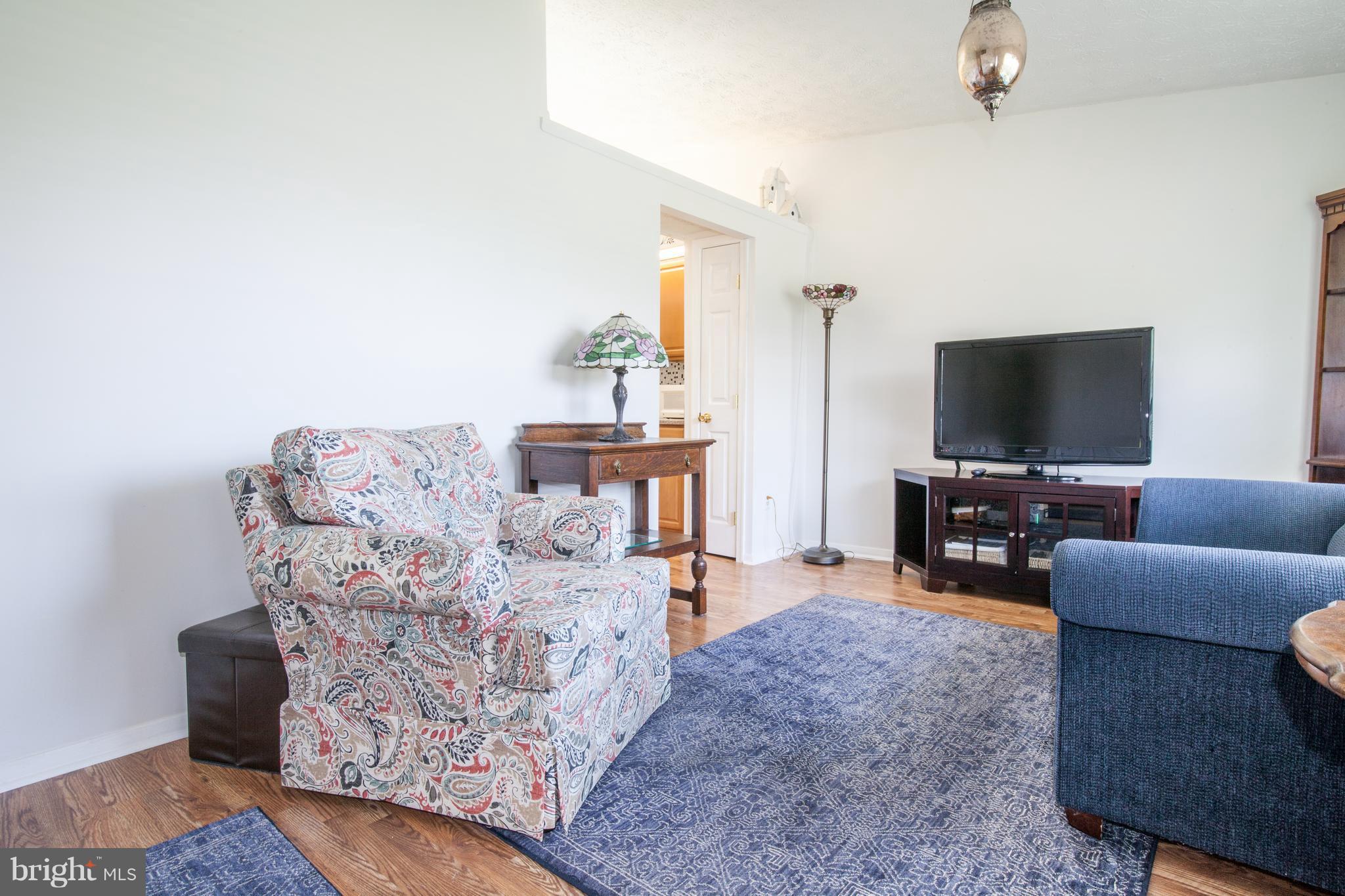 124 Haverhill Road Joppa, MD 21085 - Photo 3 of 23 Living Room
