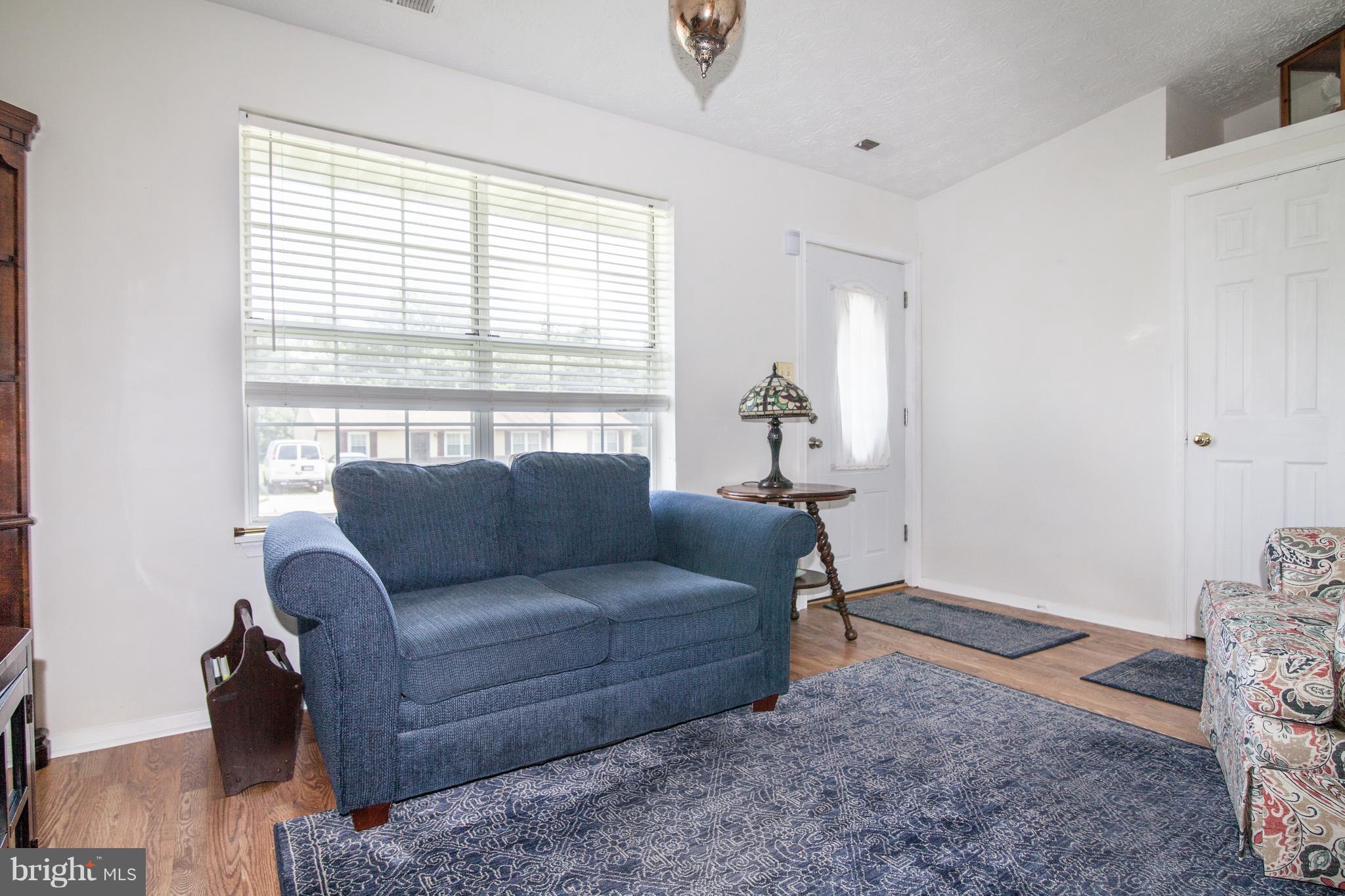 124 Haverhill Road Joppa, MD 21085 - Photo 7 of 23 Living Room
