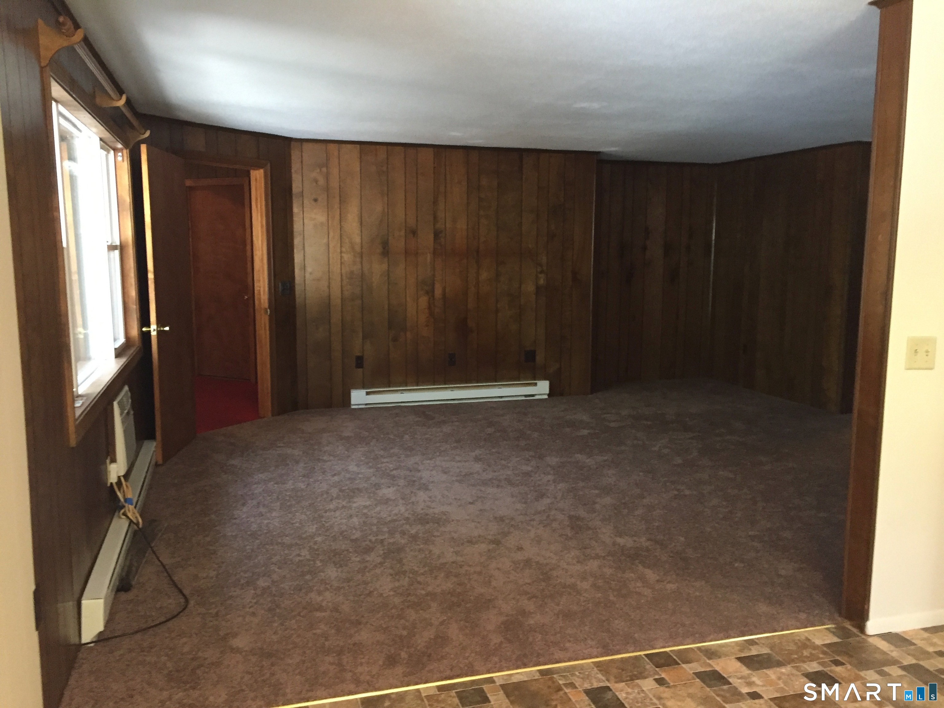 347 Fox Road Putnam, CT 06260 - Photo 18 of 18 vacant unit living room