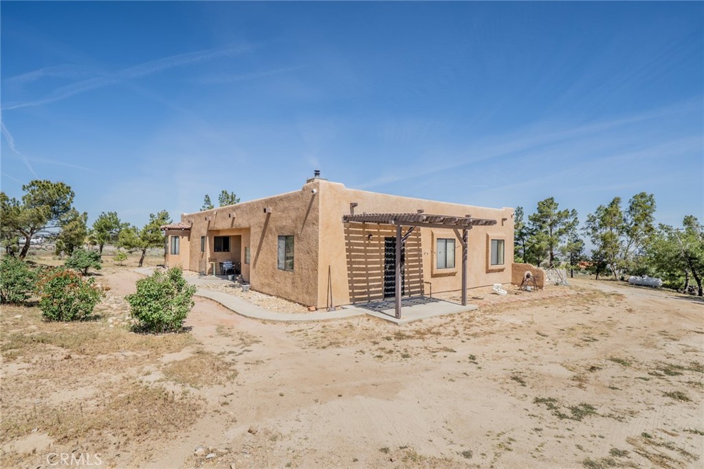 5131 Cygnet Road, Unit AB Phelan, CA 92371 - Photo 7 of 74