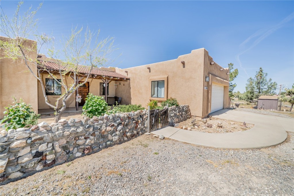 5131 Cygnet Road, Unit AB Phelan, CA 92371 - Photo 9 of 74