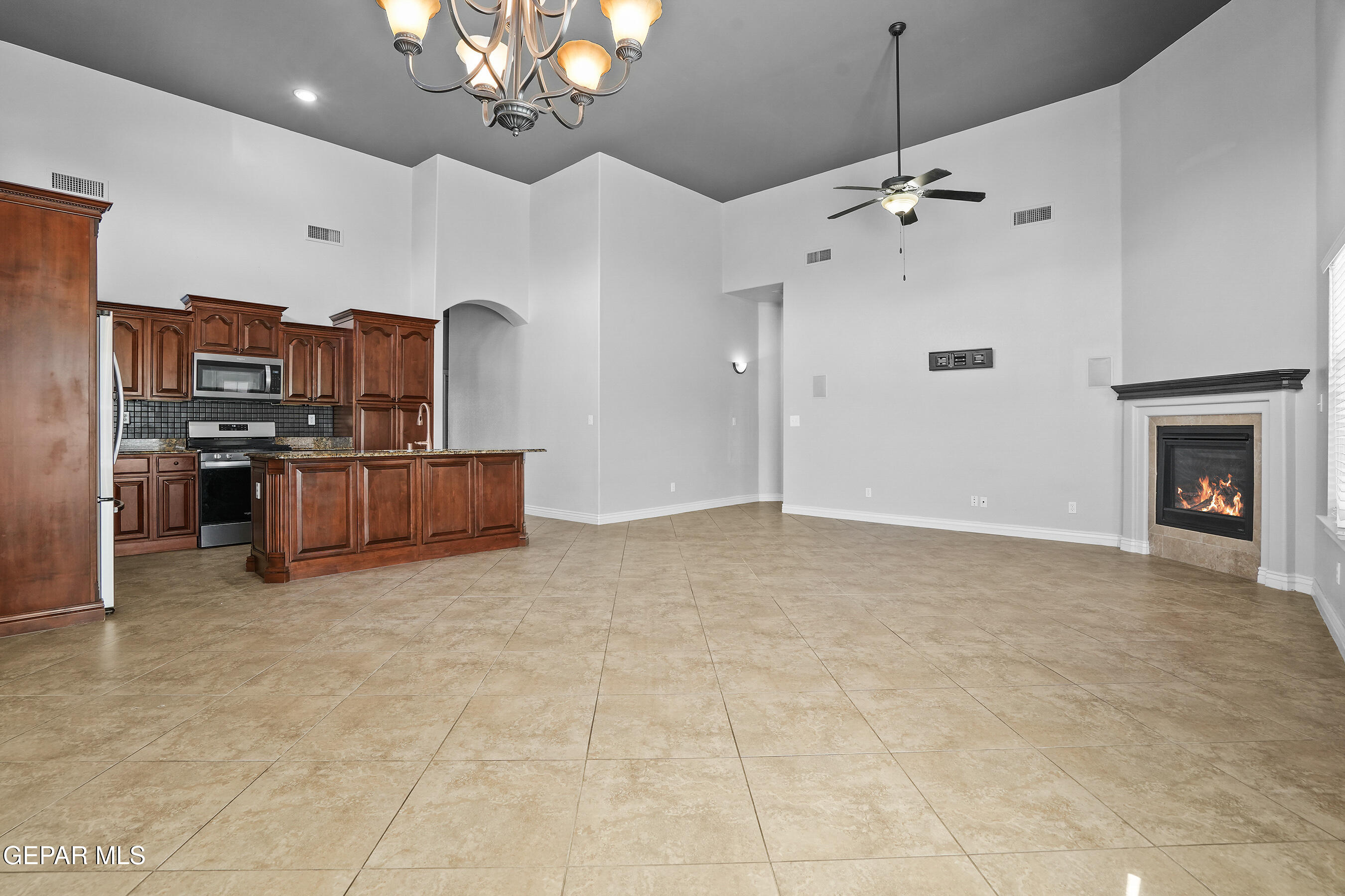 11541 Rafael Serna Lane El Paso, TX 79934 - Photo 8 of 44 Great room