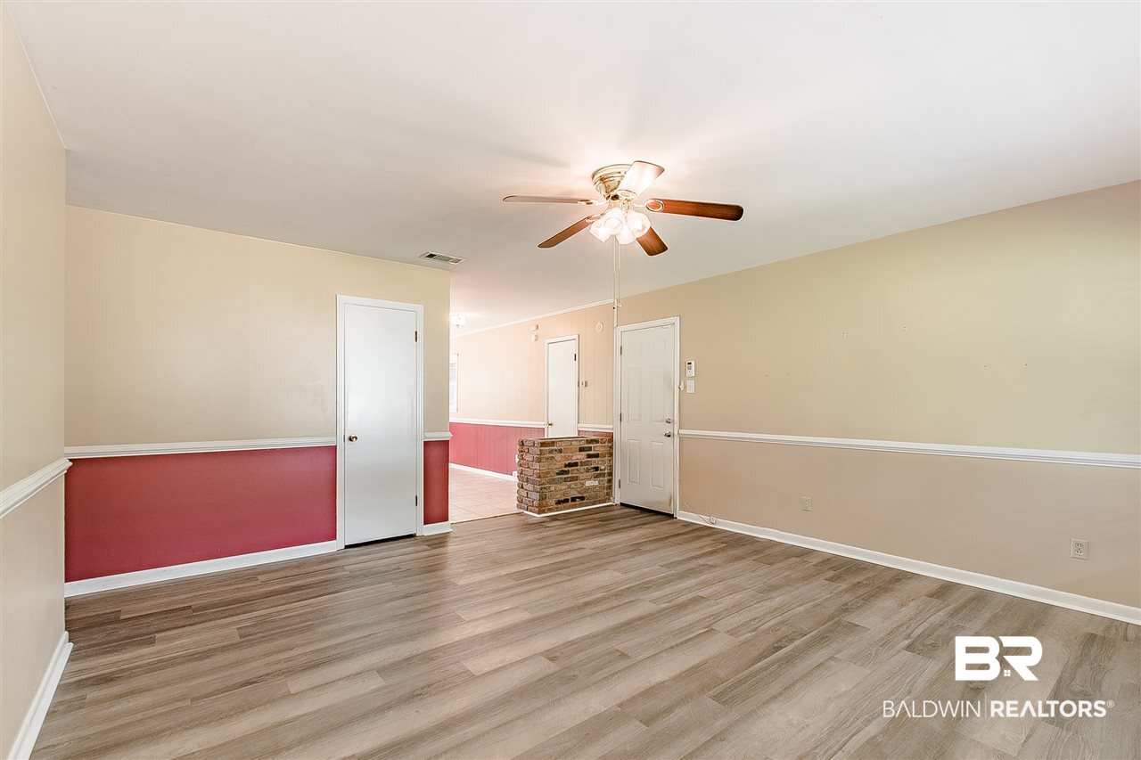 4933 Bavarian Drive West Mobile, AL 36619 - Photo 5 of 36
