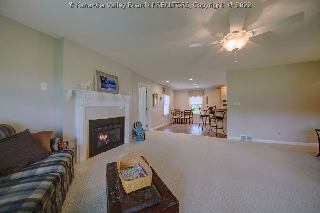 8265 Winfield Road Winfield, WV 25213 - Photo 20 of 30 Gallery Image 20