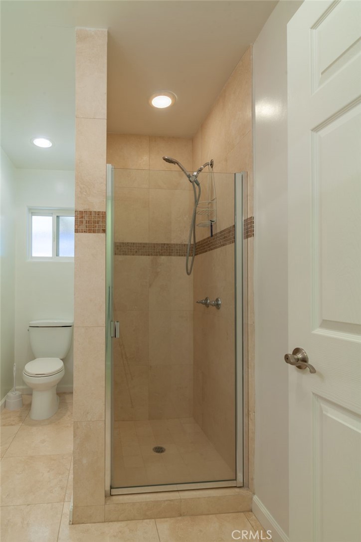 10424 Big Tujunga Canyon Road Tujunga, CA 91042 - Photo 29 of 54 Front Bath
