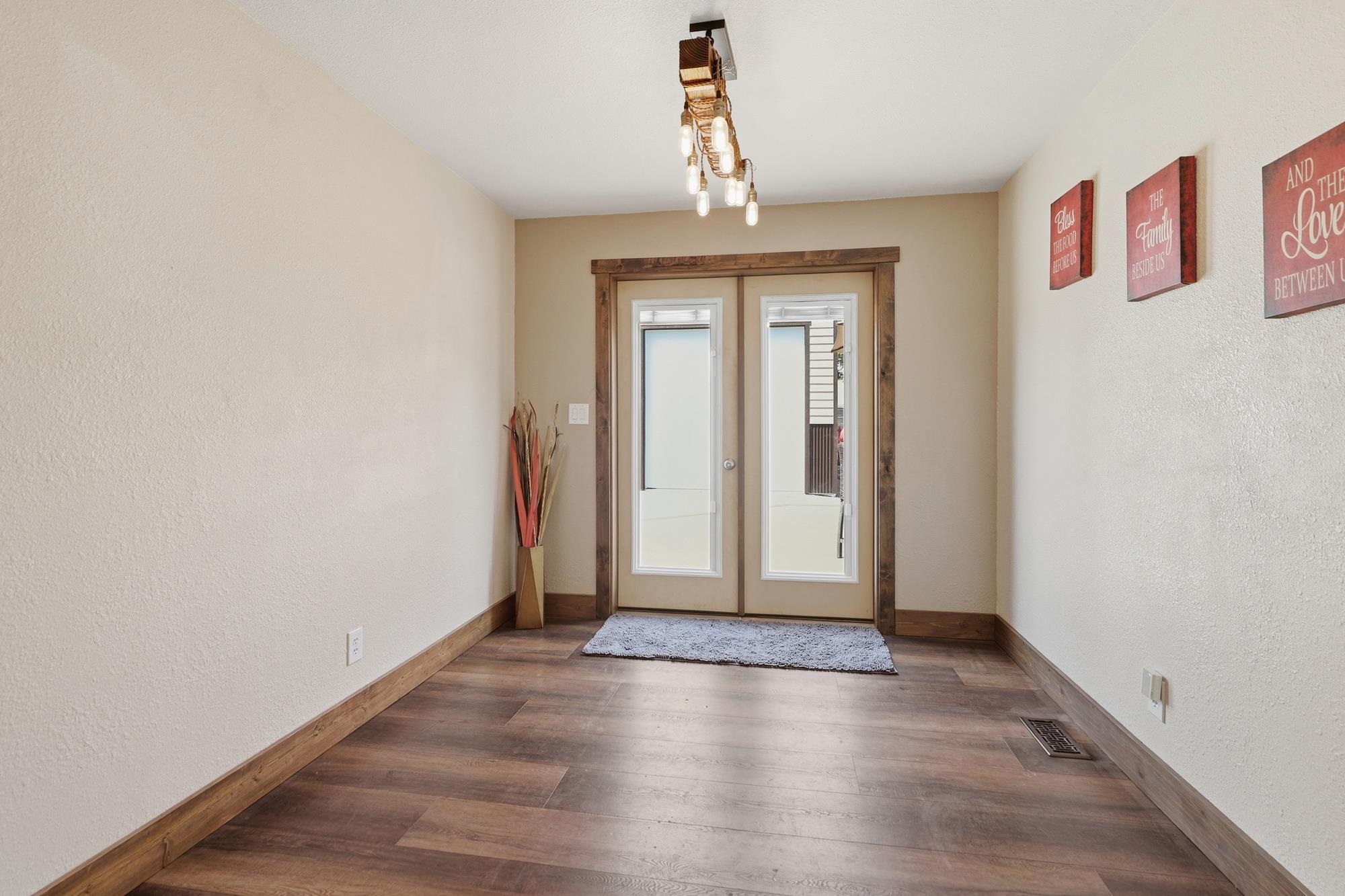 3617 North Center Road Spokane Valley, WA 99212 - Photo 13 of 47