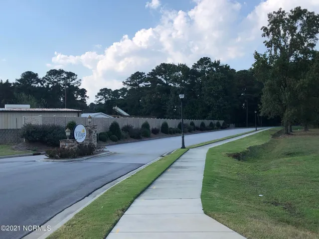 $39,500 | 110 Village Circle, Clinton, NC 28328