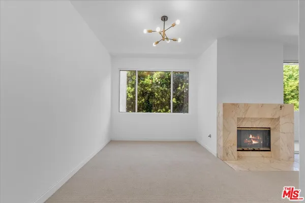 $939,000 | 10465 Eastborne Avenue, Unit 206, Los Angeles, CA 90024