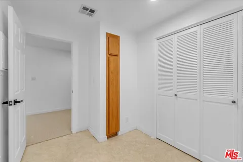 $989,000 | 10465 Eastborne Avenue, Unit 206, Los Angeles, CA 90024