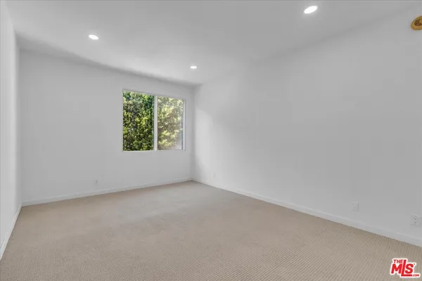 $939,000 | 10465 Eastborne Avenue, Unit 206, Los Angeles, CA 90024