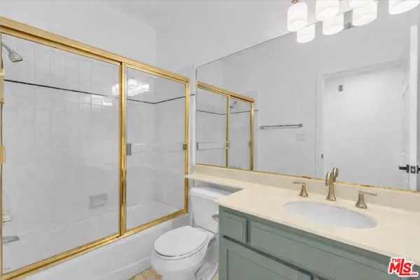 $939,000 | 10465 Eastborne Avenue, Unit 206, Los Angeles, CA 90024