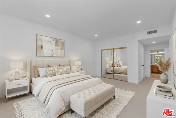 $939,000 | 10465 Eastborne Avenue, Unit 206, Los Angeles, CA 90024