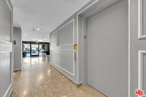 $939,000 | 10465 Eastborne Avenue, Unit 206, Los Angeles, CA 90024