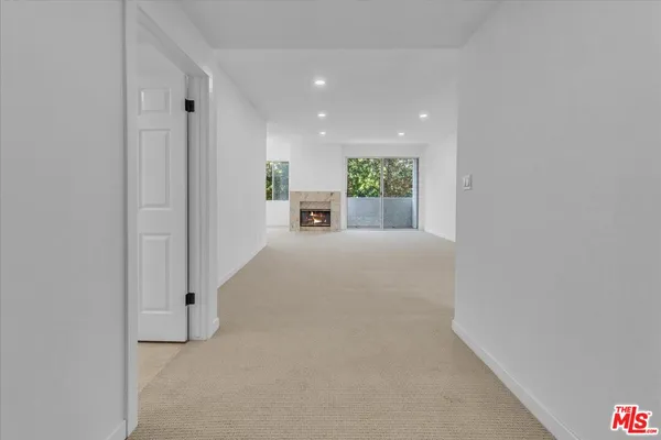 $939,000 | 10465 Eastborne Avenue, Unit 206, Los Angeles, CA 90024