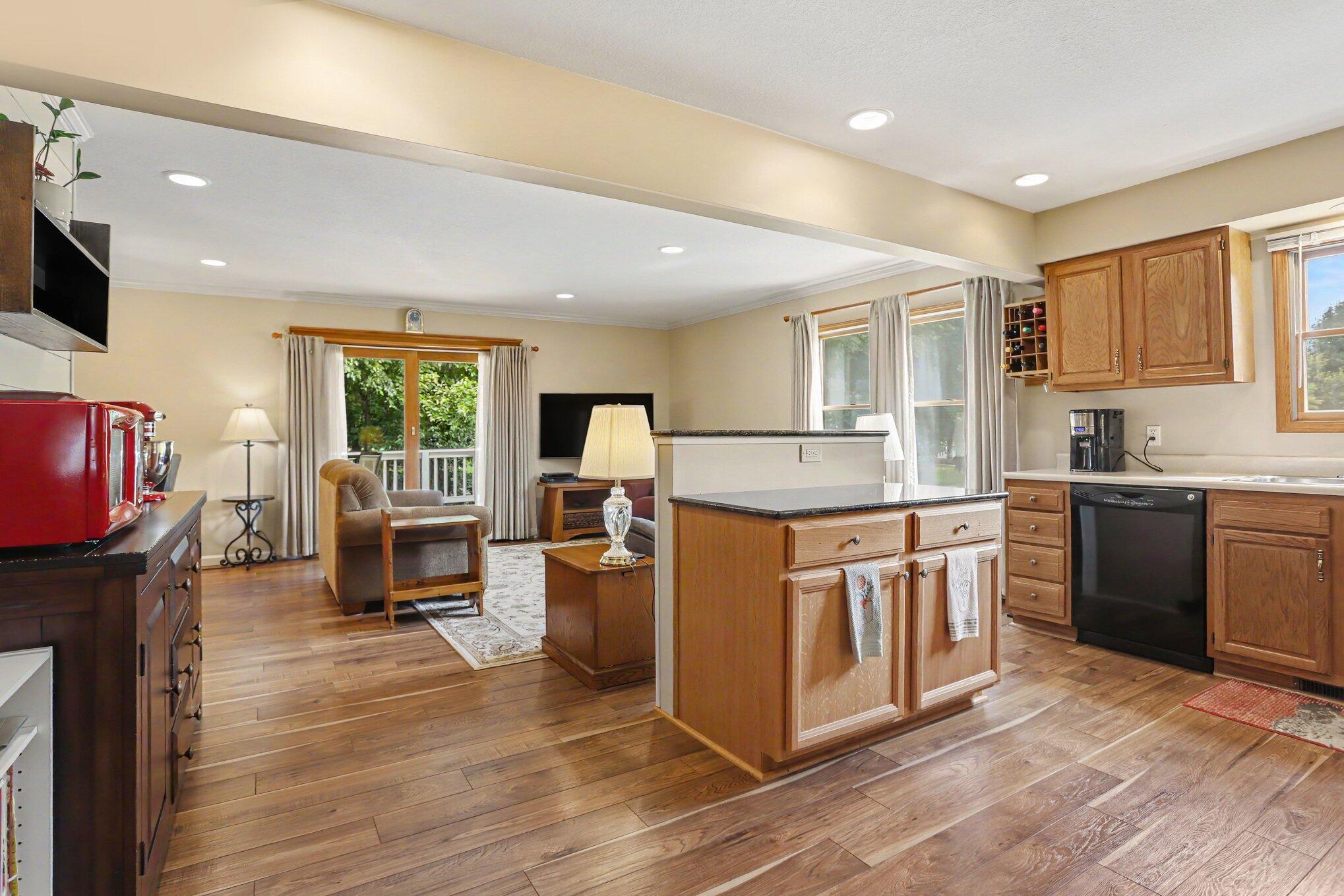 56695 Chippewa Drive Three Rivers, MI 49093 - Photo 7 of 27 008_file_8840