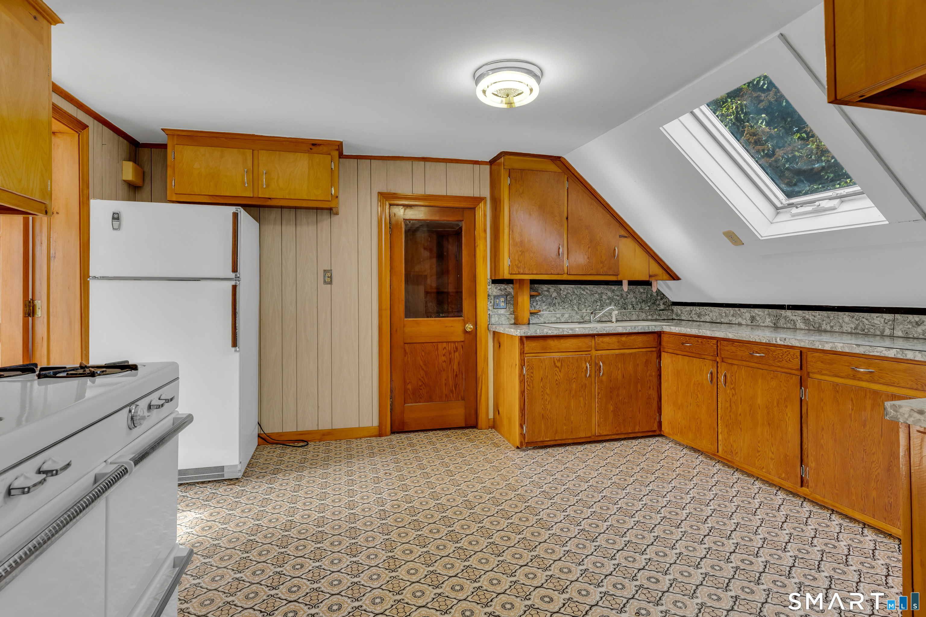 25 Rose Hill Road Branford, CT 06405 - Photo 21 of 40