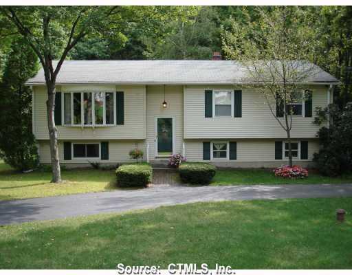 1073 Middlebury Road Watertown, CT 06795 - Photo 1 of 1 Gallery Image 1