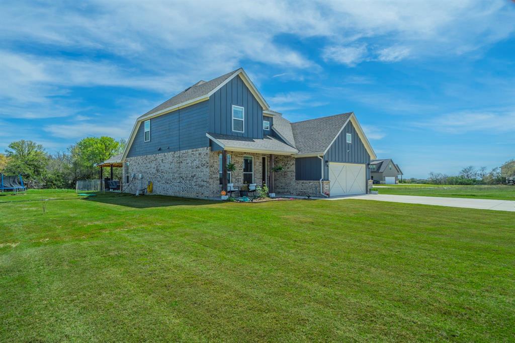 2001 Redemption Drive Weatherford, TX 76088 - Photo 2 of 29
