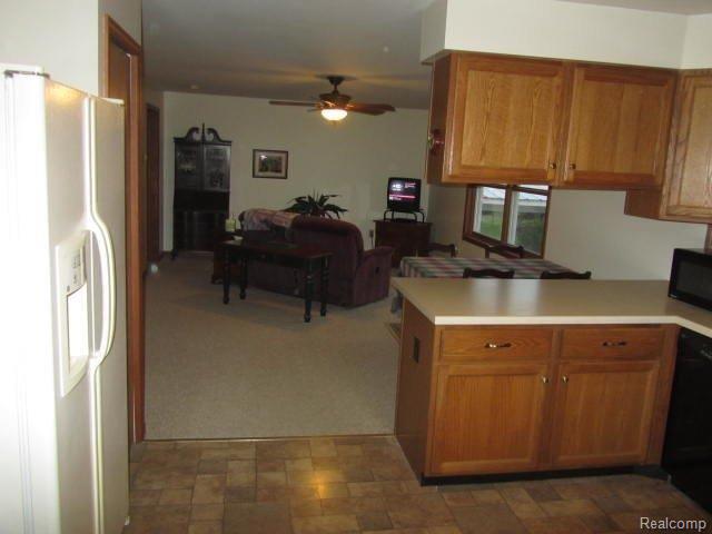 21044 31 Mile Road Ray, MI 48096 - Photo 6 of 29 2013-10-05 05.28.47.jpg