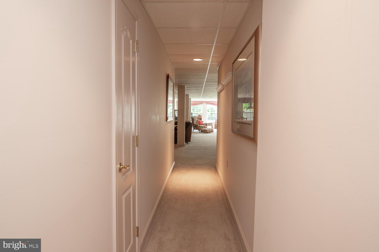 1443 Quaker Ridge West Chester, PA 19380 - Photo 22 of 36 Hallway