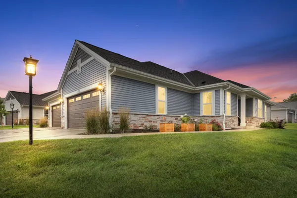 $2,700 | W204-n1763 Laurel Place, Jackson, WI 53037