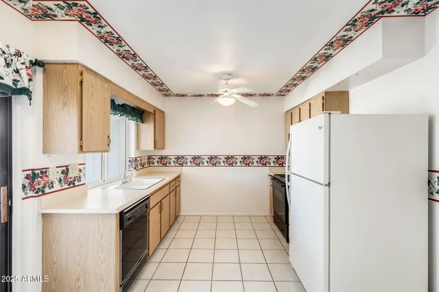 a picture of a bathroom with mirror