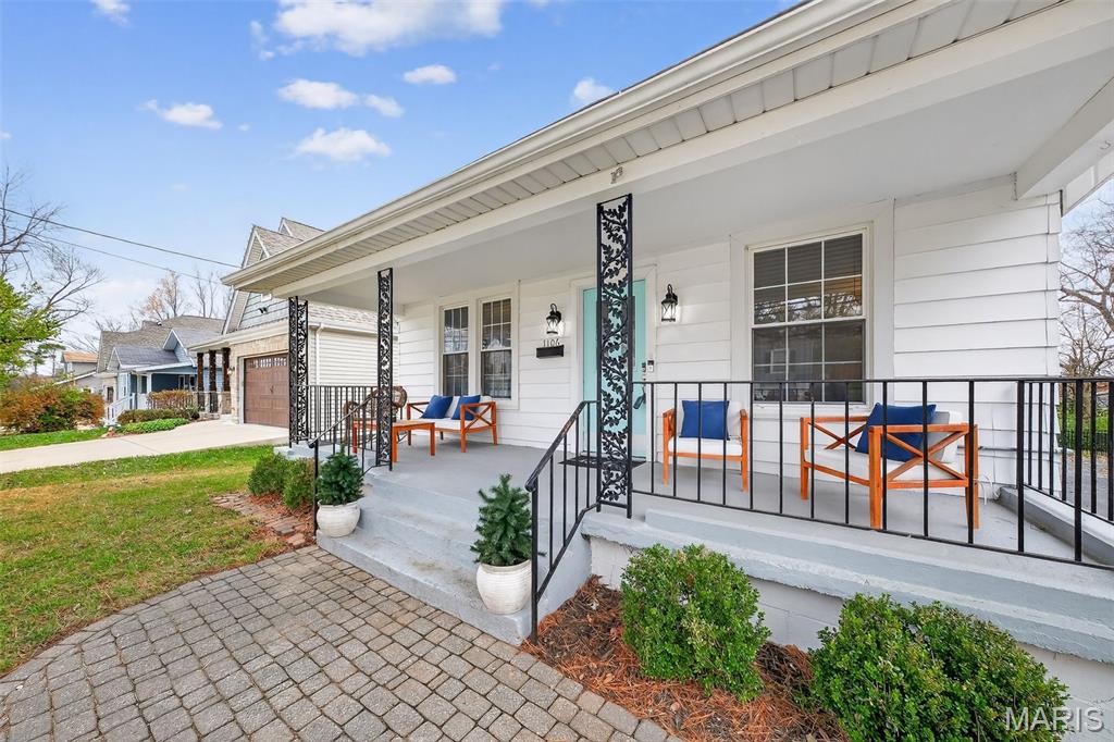 1106 North Rock Hill Road St. Louis, MO 63119 - Photo 2 of 35