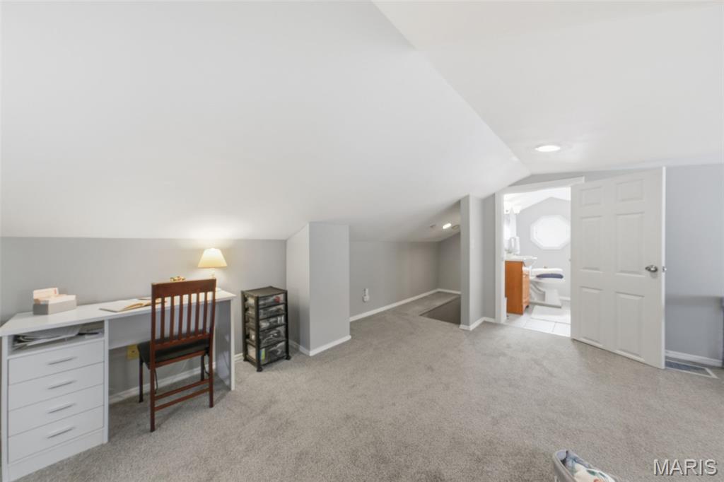 1106 North Rock Hill Road St. Louis, MO 63119 - Photo 29 of 35