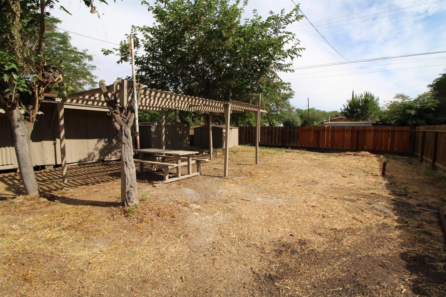 912 T Street Merced, CA 95341 - Photo 27 of 30 Gallery Image 27