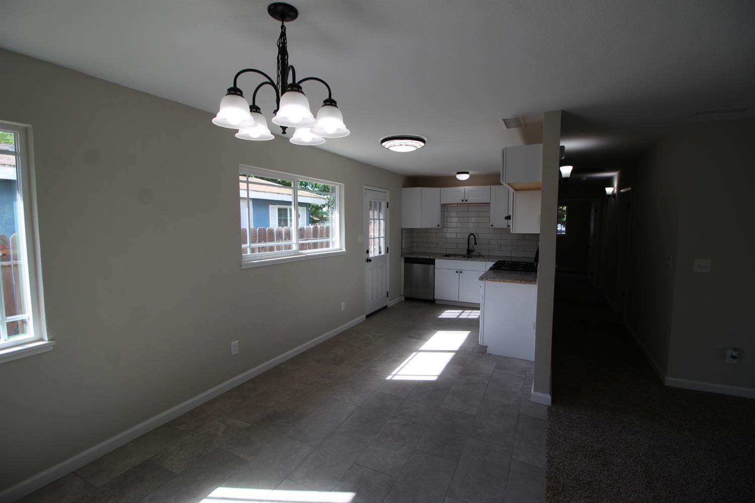 912 T Street Merced, CA 95341 - Photo 6 of 30 Gallery Image 6
