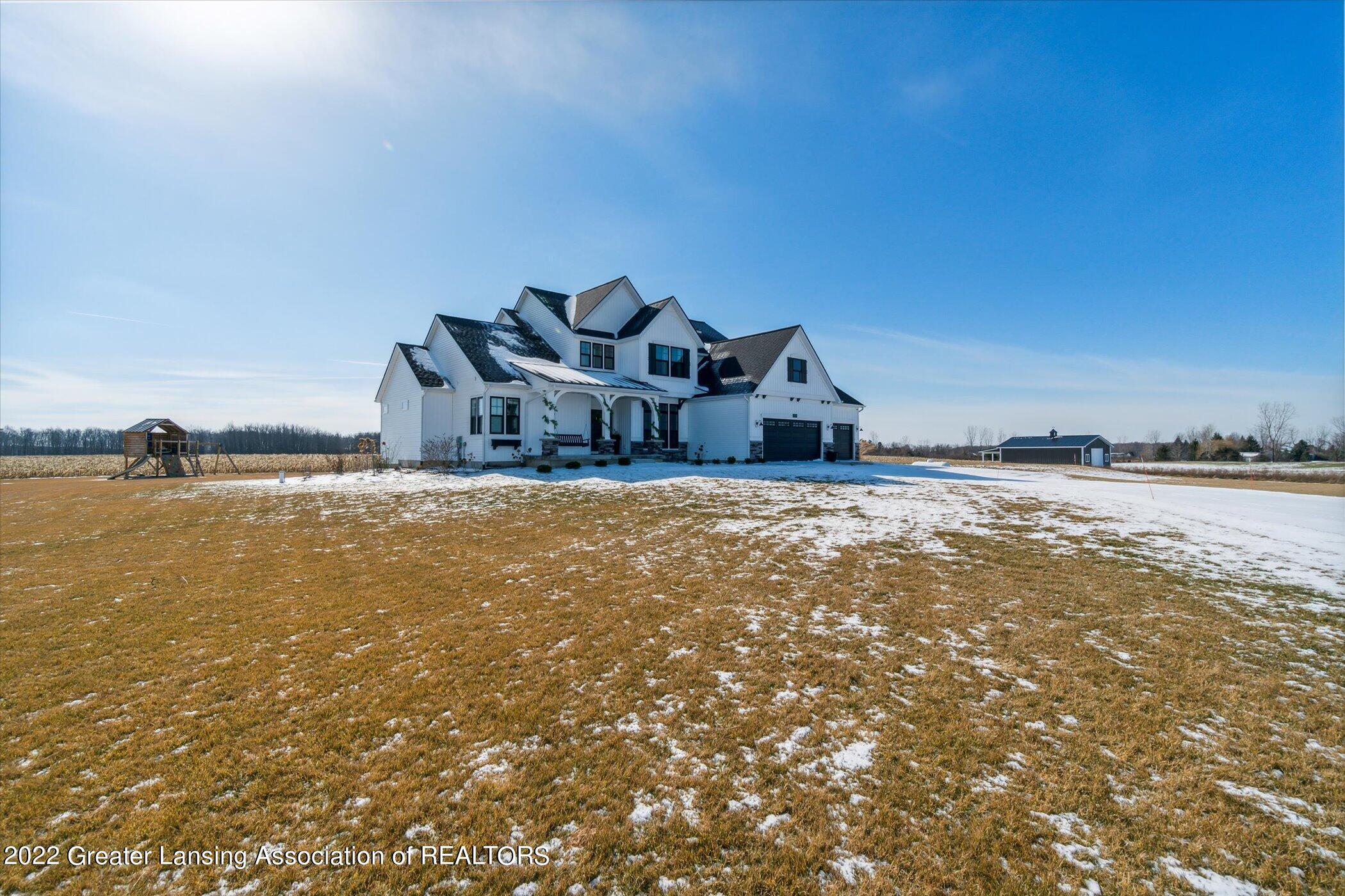 6539 West Howe Road Dewitt, MI 48820 - Photo 55 of 72 64-6539-W-Howe-Rd-DeWitt-MI-48820-Window