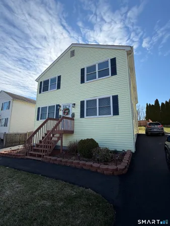 $1,700 | 58 Charles Street, New Britain, CT 06051