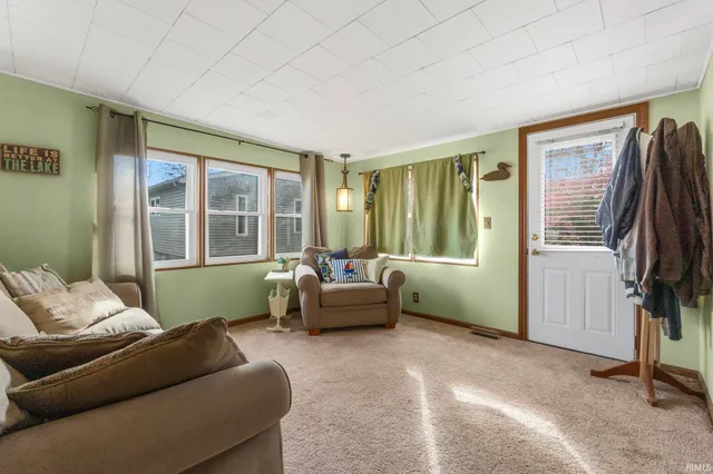 $345,000 | 85 EMS B42E Lane, Leesburg, IN 46538