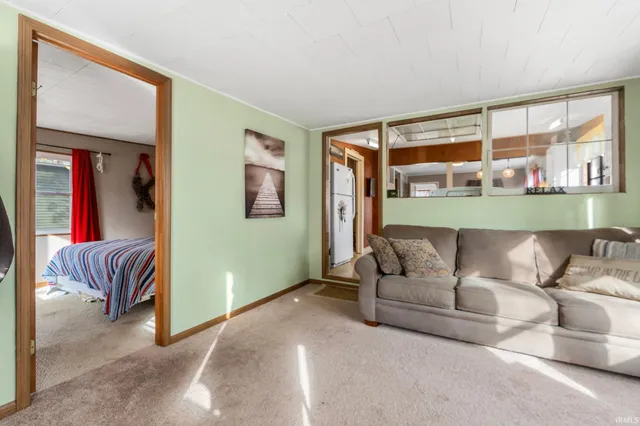 $345,000 | 85 EMS B42E Lane, Leesburg, IN 46538