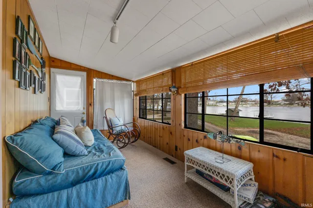 $345,000 | 85 EMS B42E Lane, Leesburg, IN 46538