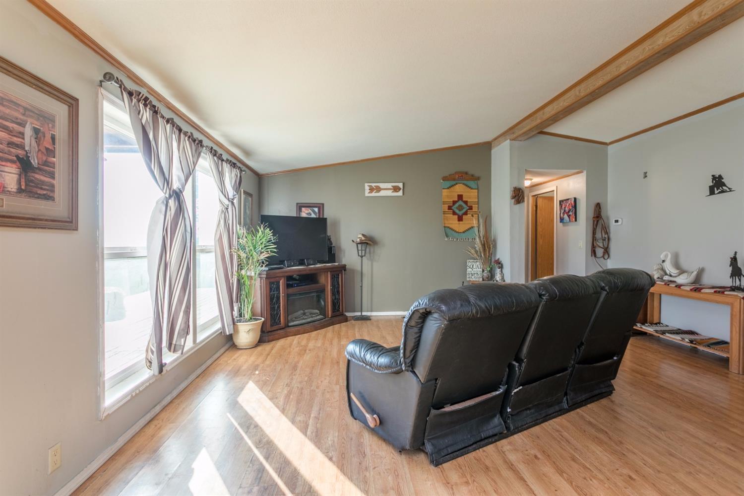 3298 Dodge Road White City, OR 97503 - Photo 9 of 22 Additional Photo