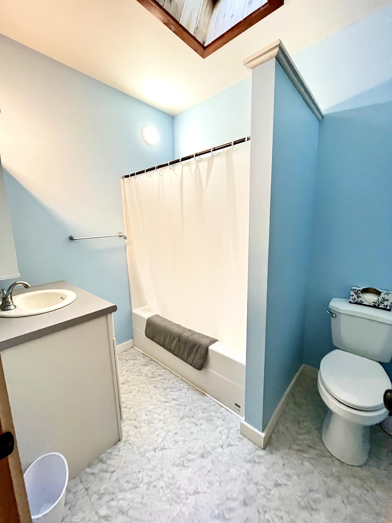 124 Carsley Road Harrison, ME 04040 - Photo 19 of 24 Apartment Bath