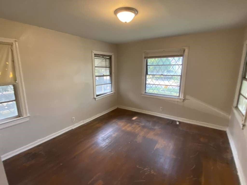 6705 Linden Street Houston, TX 77087 - Photo 7 of 13