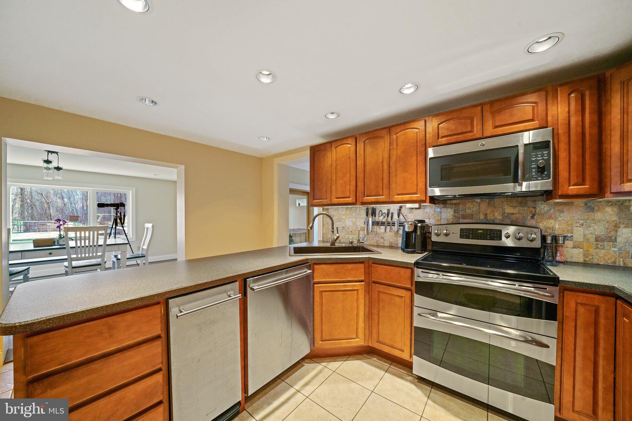 920 Horseshoe Pike Downingtown, PA 19335 - Photo 12 of 76