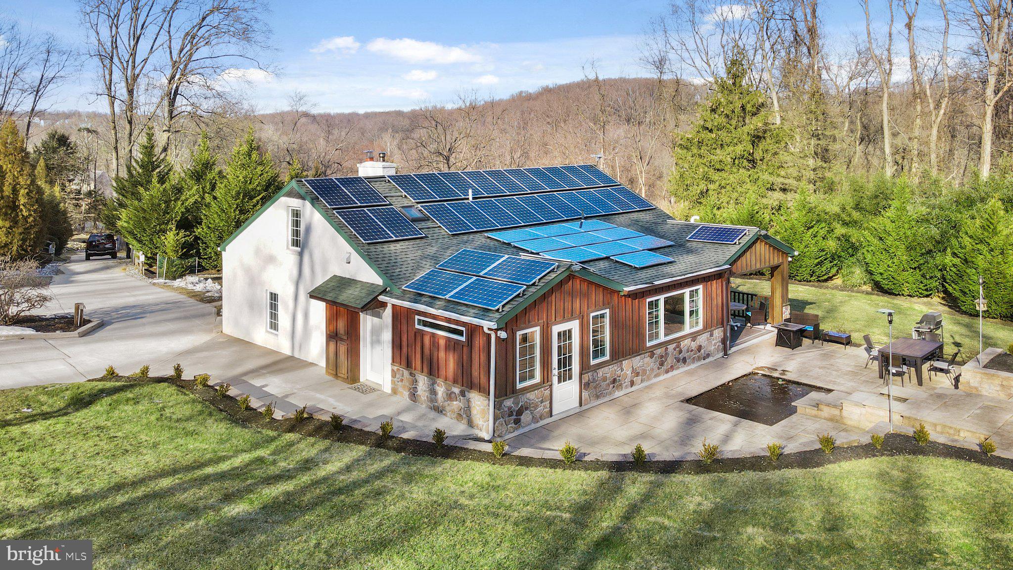 920 Horseshoe Pike Downingtown, PA 19335 - Photo 2 of 76