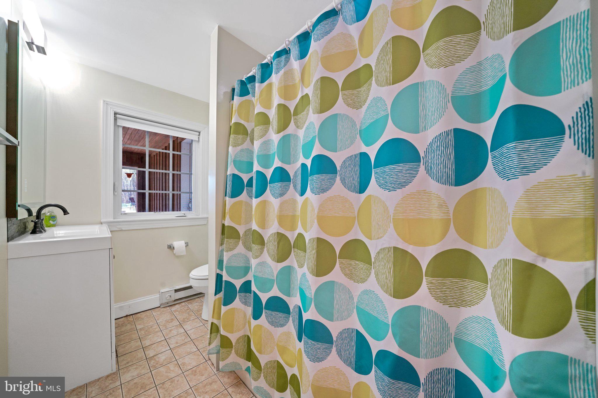 920 Horseshoe Pike Downingtown, PA 19335 - Photo 28 of 76